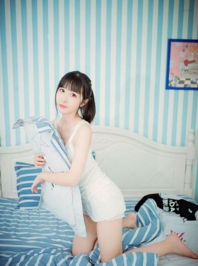 欧美日韩美女骚穴_剧情片免费高清观看