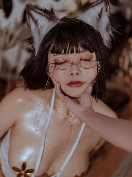国产男人吃乳视频_BD韩语全集免费播放
