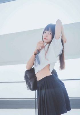 下面突然很湿是怎么回事_超清完整版观看