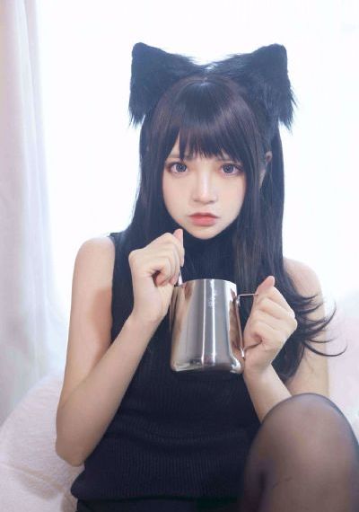 丝瓜香蕉草莓向日葵的绿巨人在线_国产剧高清电影在线