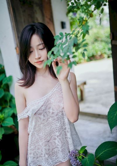女邻居的大乳中文字幕电影_HD超清免费观看