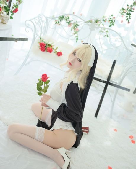 精品粉嫩嫩模无码视频_720视频大全