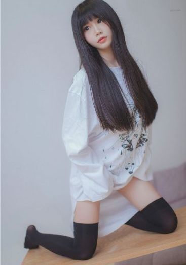 九色自拍视频顶级真人片_高清免费高清观看