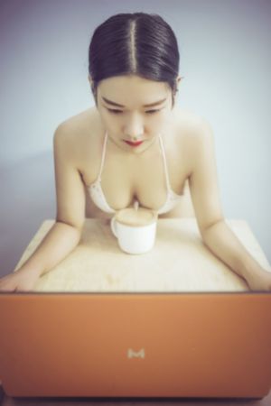 国产精品大屁股视频_DVD手机免费观看完整