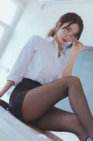 欧美婬香色综合网站_有字幕完整版