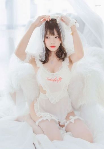 他揉捏她双乳呻吟粗喘h文_4K免费观看