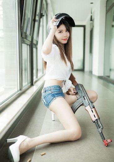紧身牛仔裤成人人精品_高清完整版