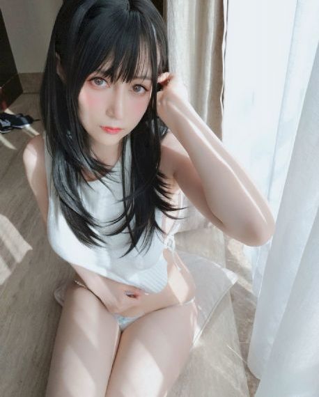 美女被插穴视频免费看_高清字幕版在线播放