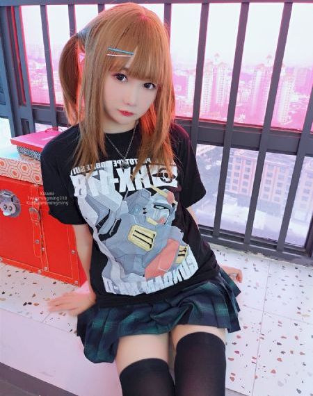 日本少妇婷婷五月天_4K超清在线观看