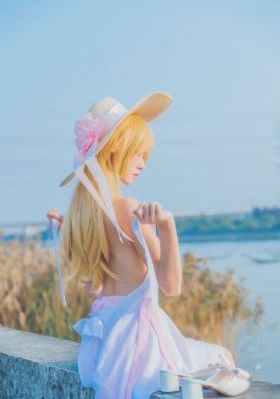 情趣店里小柔被调教_720完整版观看