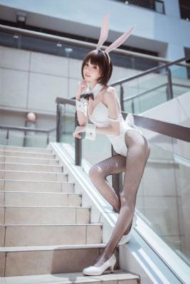 亚洲欧美熟妇久久久久久久久_全集高清在线观看